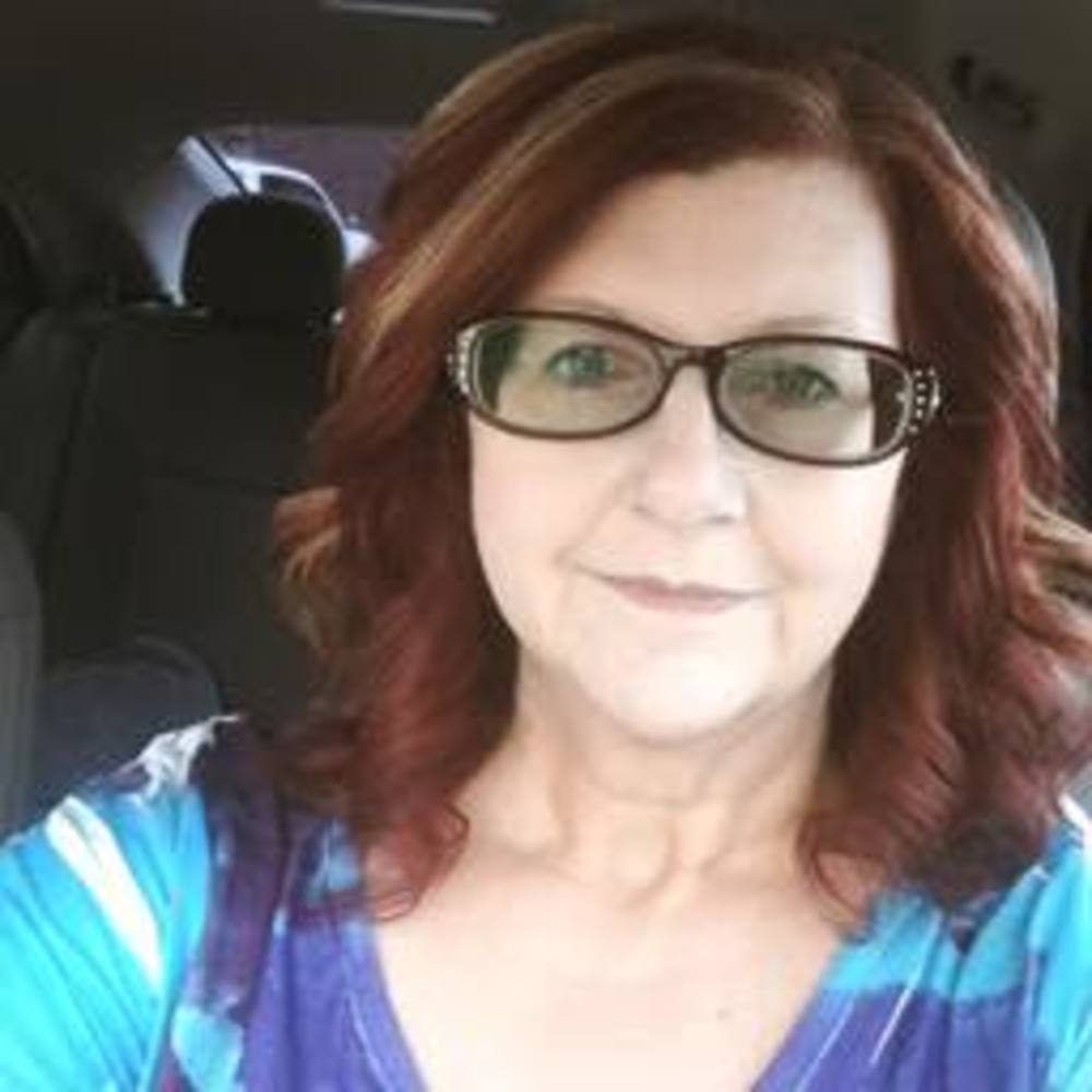 Meet your Posher, Dana